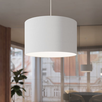 Suspension Loft Cylindrique Blanche 30 cm, allumée dans une ambiance tamisée