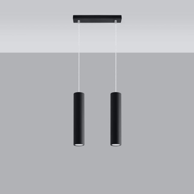 Suspension Long Cylindre 2 noire en acier au-dessus d'une table
