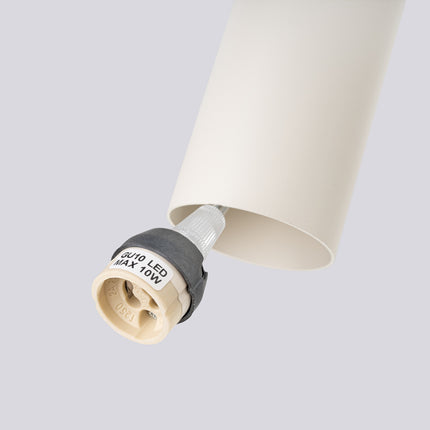 Suspension Long Cylindre 3 Beige en Acier, packshot de trois quarts