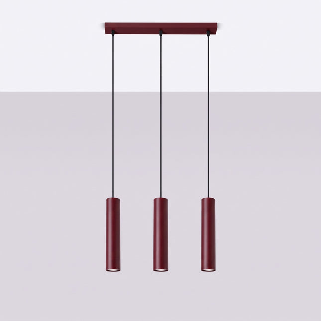 Suspension Long Cylindre 3 bordeaux, vue en situation sur fond clair