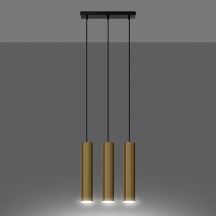 Suspension triple Long Cylindre or poli dans une cuisine ouverte