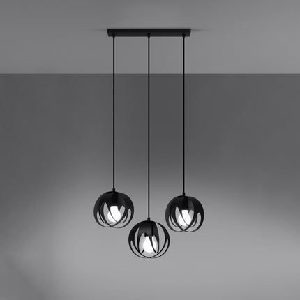 Vue en angle de la suspension Lotus Moderne 3L noir mettant en valeur le relief des rubans d'acier