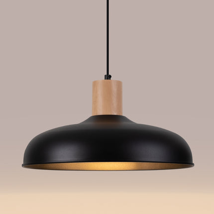 Suspension Luminis Minimaliste noire, détail de l'abat-jour vu cable