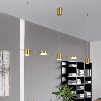 Minimalistische nordische LED-Kronleuchter-Pendelleuchte in einem Schlafzimmer