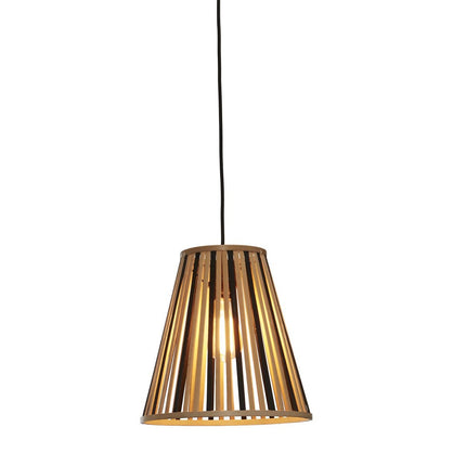 Suspension Merapi en bambou naturel et noir, abat-jour conique évasé, câble textile noir, vue studio complète.
