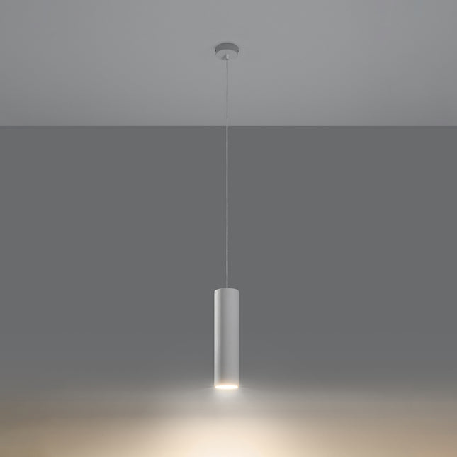 Suspension Nancy en céramique blanche allumée, faisceau lumineux chaud vers le sol