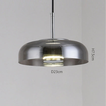 Suspension nordique LED en verre fumé, idéale pour une décoration moderne.