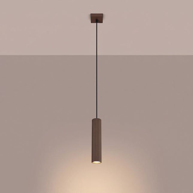 Suspension Oslo 1 Cylindre en Aluminium Cannelé Brun Chocolat, lumière allumée
