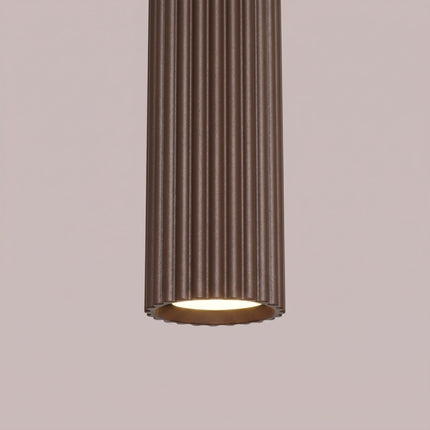 Suspension Oslo 1 Cylindre en Aluminium Cannelé Brun Chocolat, détail de la finition