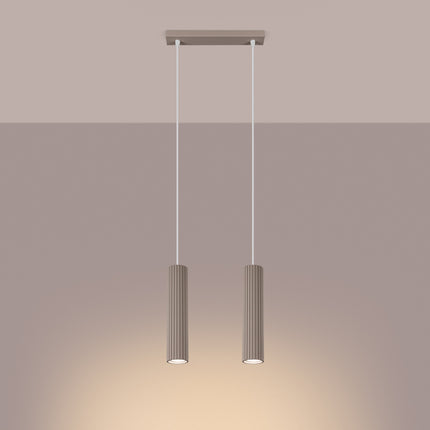 Suspension Oslo 2 Cylindres en Ligne en Aluminium Cannelé Taupe, lumière allumée