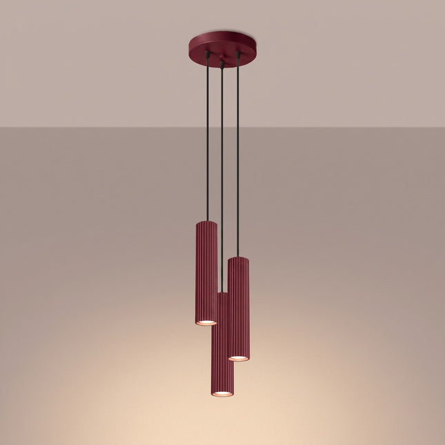 Suspension Oslo 3 cylindres en cascade bordeaux, lumière allumée