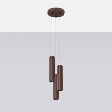 Suspension Oslo 3 cylindres en cascade brun chocolat, vue en situation sur fond clair