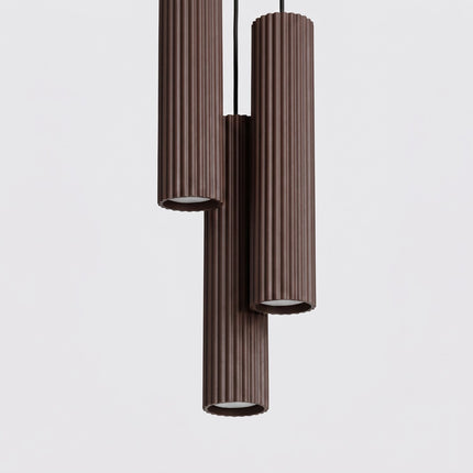 Suspension Oslo 3 cylindres en cascade brun chocolat, packshot de trois quarts