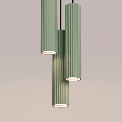 Suspension Oslo 3 cylindres en cascade vert sauge, packshot de trois quarts