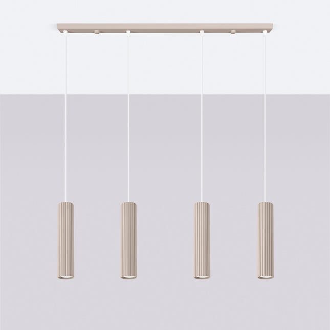 Suspension Oslo 4 cylindres en ligne taupe, vue en situation sur fond clair