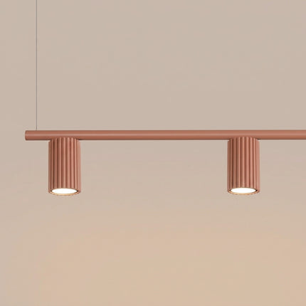 Suspension Oslo Poutre 4 Cylindres 122 cm en Aluminium Cannelé Rouge Ocre, vue de détail