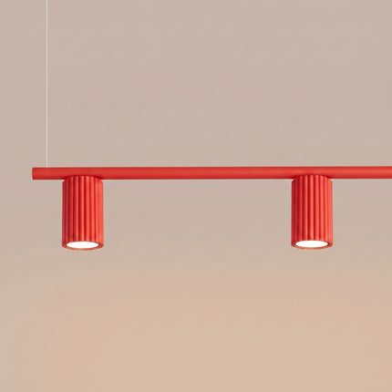 Suspension Oslo poutre 4 cylindres 122 cm rouge vif, vue de détail