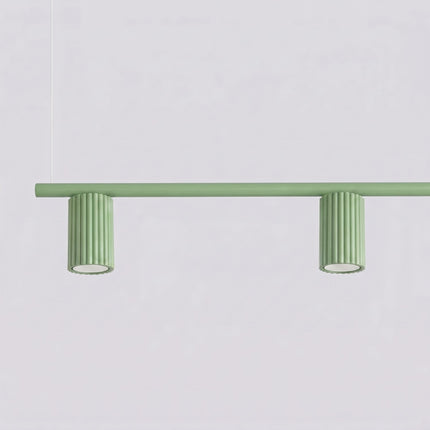 Suspension Oslo poutre 4 cylindres 122 cm vert sauge, packshot de trois quarts