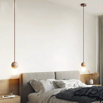 Suspension en pierre naturelle jaune à lumière LED pour une ambiance chaleureuse.