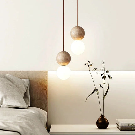 Suspension LED en pierre jaune à éclairage blanc chaud ou froid pour un style contemporain.