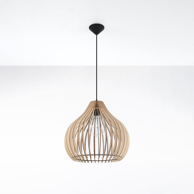 Suspension Poire en Bois suspendue au plafond, éteinte