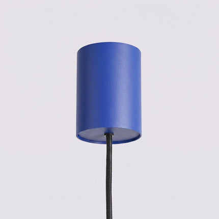 Suspension poutre 4 spots Aura bleu outremer, mécanisme de montage