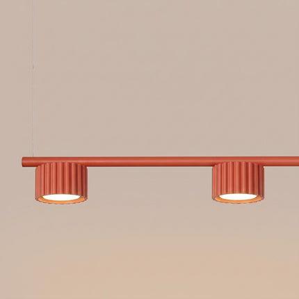 Suspension poutre 4 spots Aura rouge vif, packshot de trois quarts