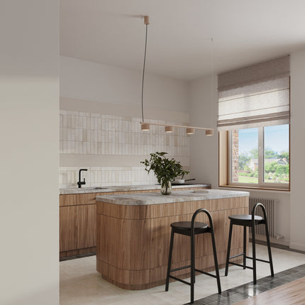 Suspension poutre 4 spots Aura taupe, au-dessus d'un plan de travail