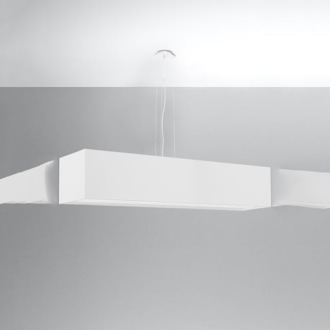 Suspension bloc en tissu blanc vue de face en legere plongee sur fond gris