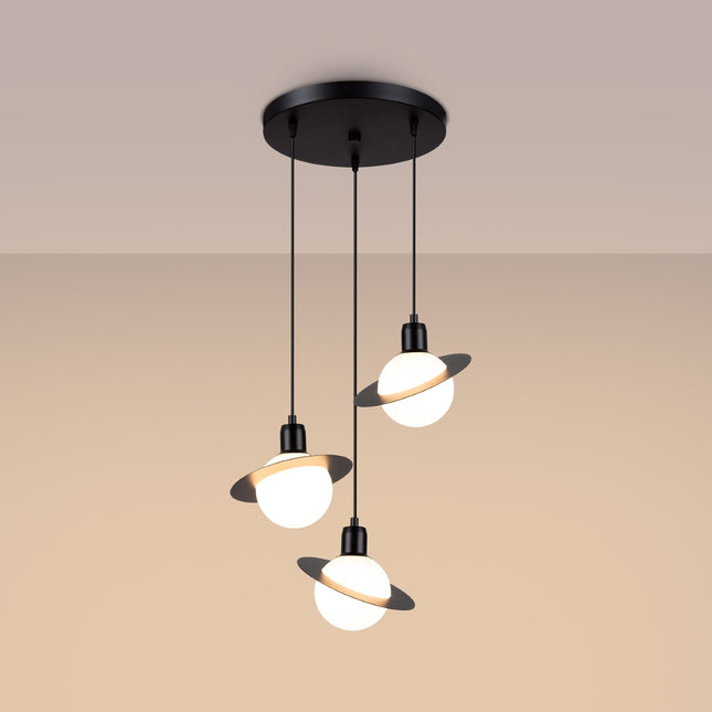 Suspension Saturne 3 Noire, vue d'angle