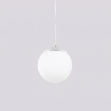 Suspension Sphère Opaline blanche 20 cm, packshot de trois quarts