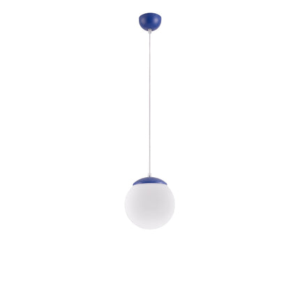 Suspension Sphère Opaline bleu outremer 20 cm, packshot sur fond blanc