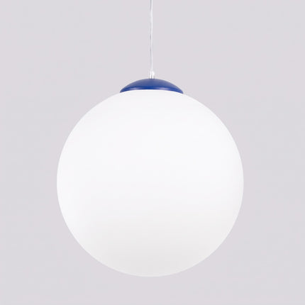 Suspension Sphère Opaline bleu outremer 40 cm, vue de détail du globe
