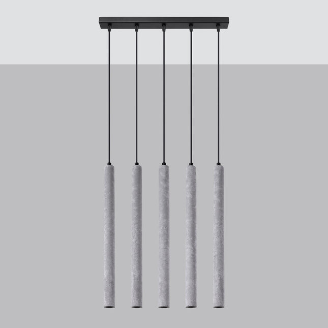 Suspension Tubulaire Halo 5 en Ligne en Béton allumée, ampoules visibles