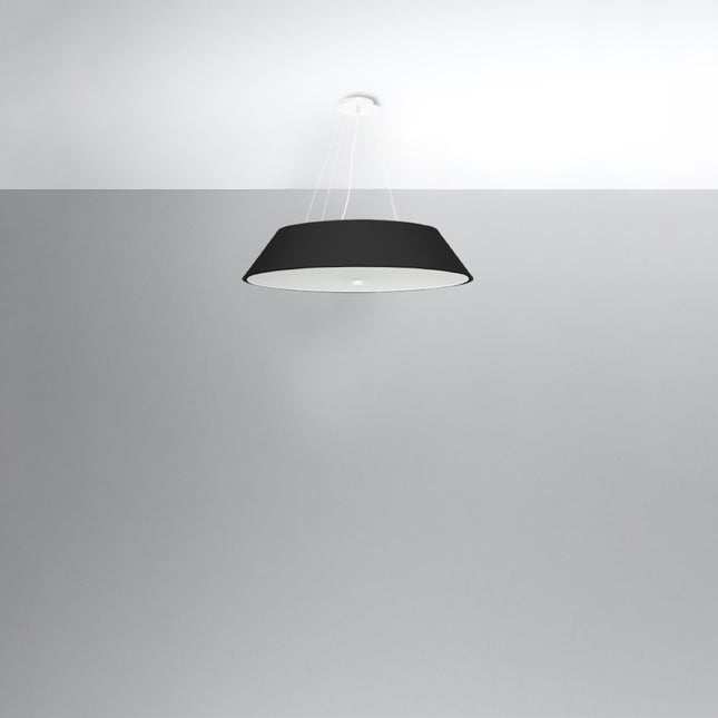 Suspension Vega, abat-jour en tissu noir de 70 cm suspendu à des cables sur fond gris
