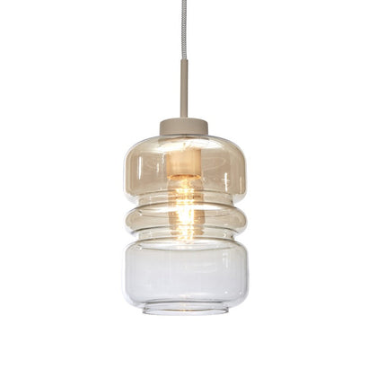 Vue entiere de la suspension Verona en verre souffle ambre degrade