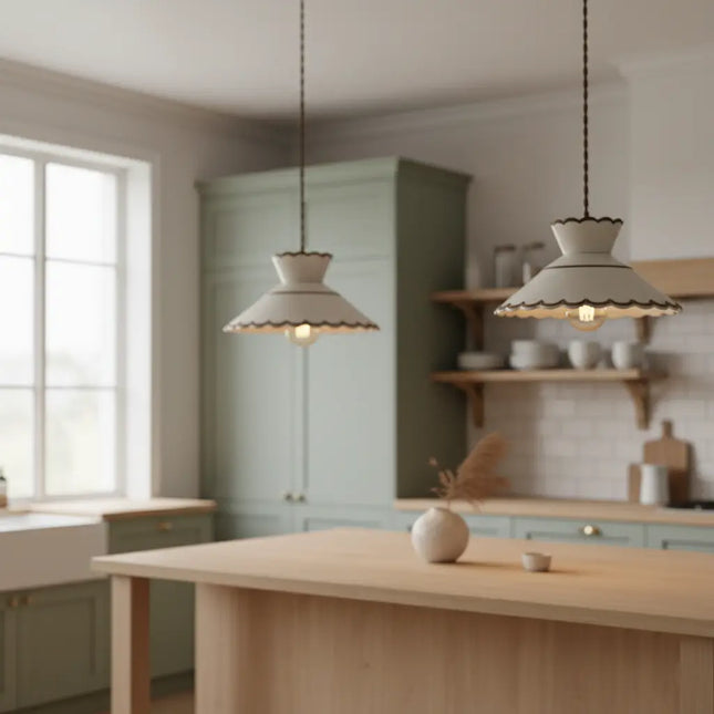 Lámpara colgante de cerámica vintage con pantalla vintage ondulada